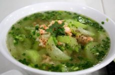 Canh bầu nấu tôm